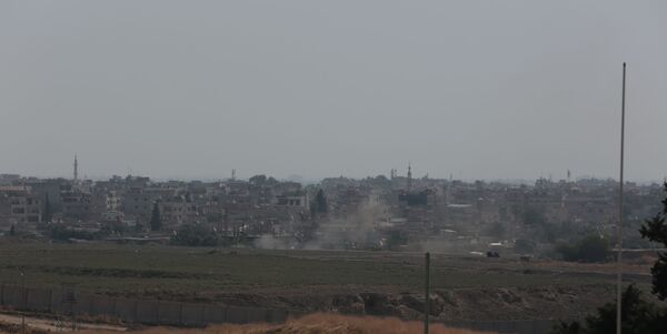 Tires Burned in Syrian Border City to Blindfold Turkish Warplanes (Photo, Video) - Sputnik International