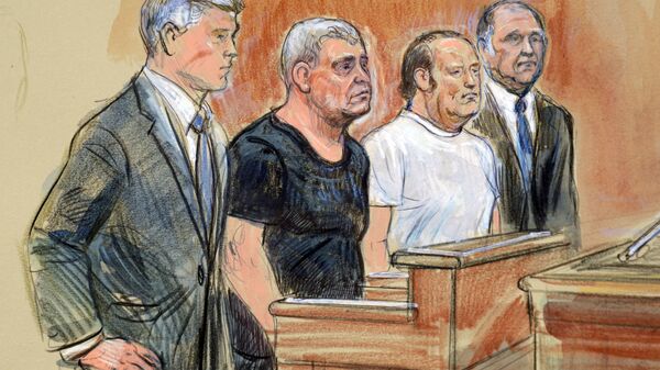 This courtroom sketch depicts from left, attorney Kevin Downing, Lev Parnas, Igor Fruman, and attorney Thomas Zehnle standing before U.S. Judge Michael Nachmanoff, at federal courthouse in Alexandria, Va., Thursday - Sputnik International