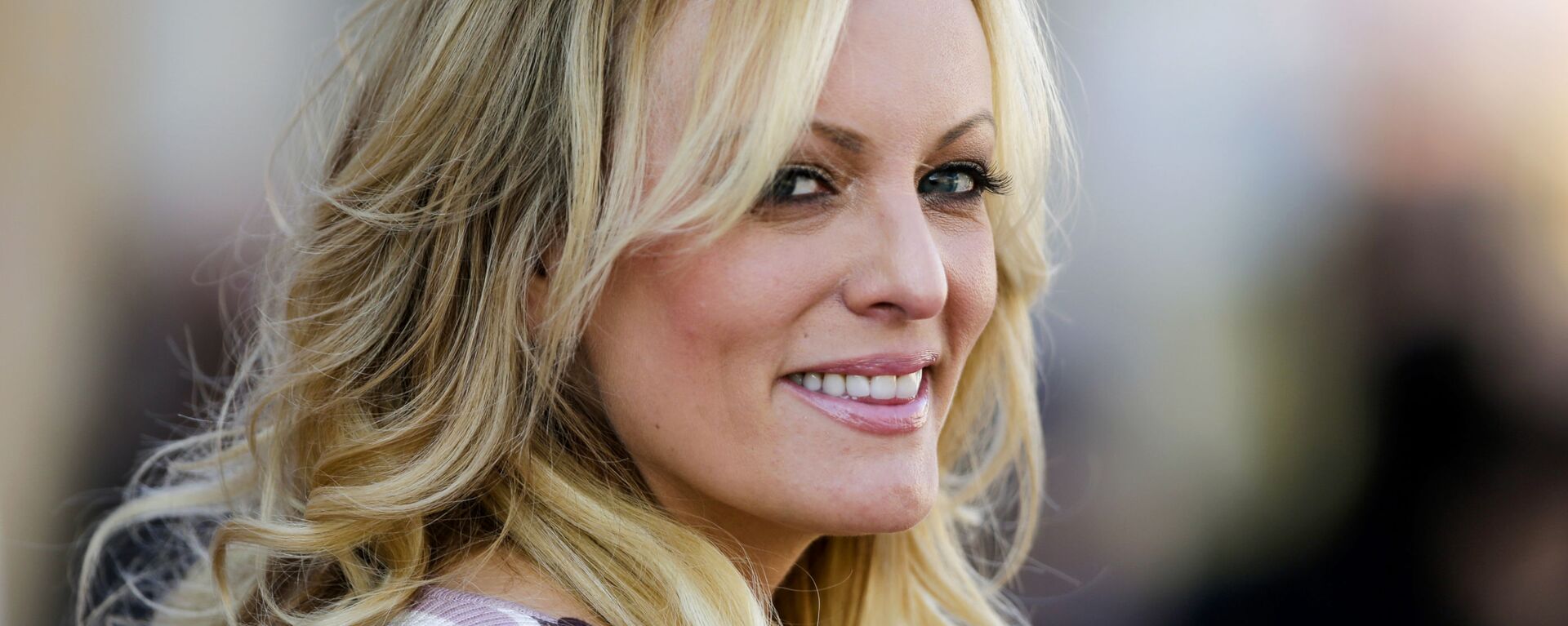 In this Oct. 11, 2018, file photo, adult film actress Stormy Daniels attends the opening of the adult entertainment fair 'Venus' in Berlin, Germany. - Sputnik International, 1920, 06.04.2023