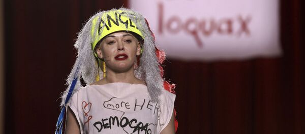 Actress Rose McGowan at London Fashion A/W Vivienne Westwood 2019 - Sputnik International