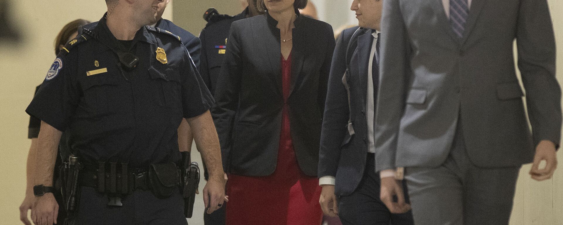 Former White House advisor on Russia, Fiona Hill, leaves Capitol Hill in Washington, Monday, Oct. 14, 2019, after testifying before congressional lawmakers as part of the House impeachment inquiry into President Donald Trump. (AP Photo/Manuel Balce Ceneta) - Sputnik International, 1920, 05.10.2021