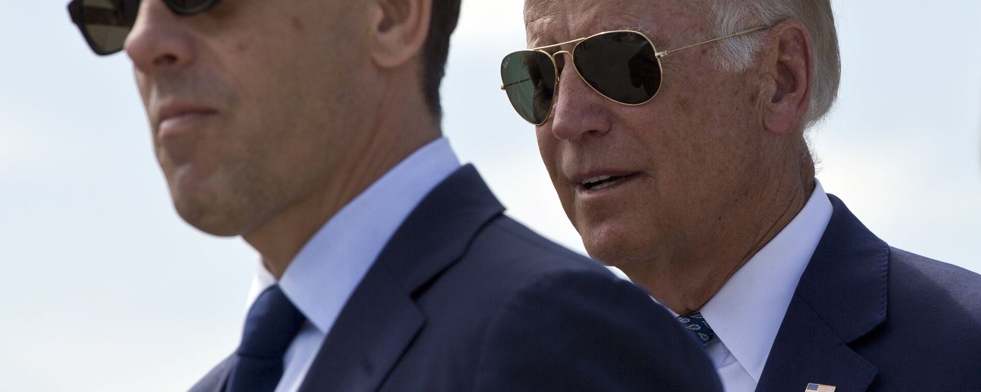 U.S. Vice President Joe Biden and his son Hunter Biden (File) - Sputnik International, 1920, 18.11.2022