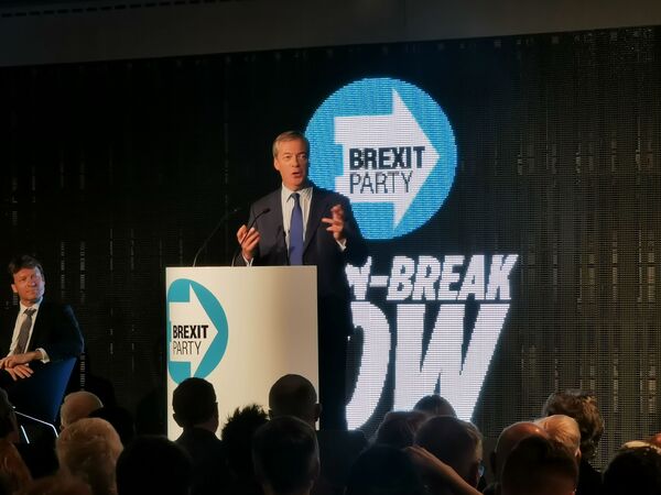 'Shaking the Political Agenda': Highlights From Brexit Party 'Extension Rebellion' Rally in London - Sputnik International