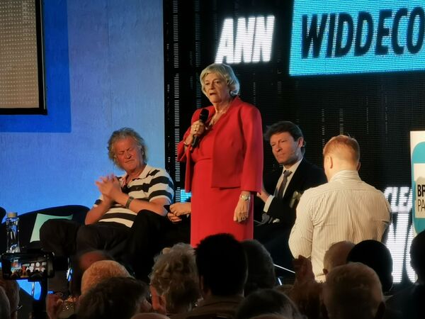 'Shaking the Political Agenda': Highlights From Brexit Party 'Extension Rebellion' Rally in London - Sputnik International