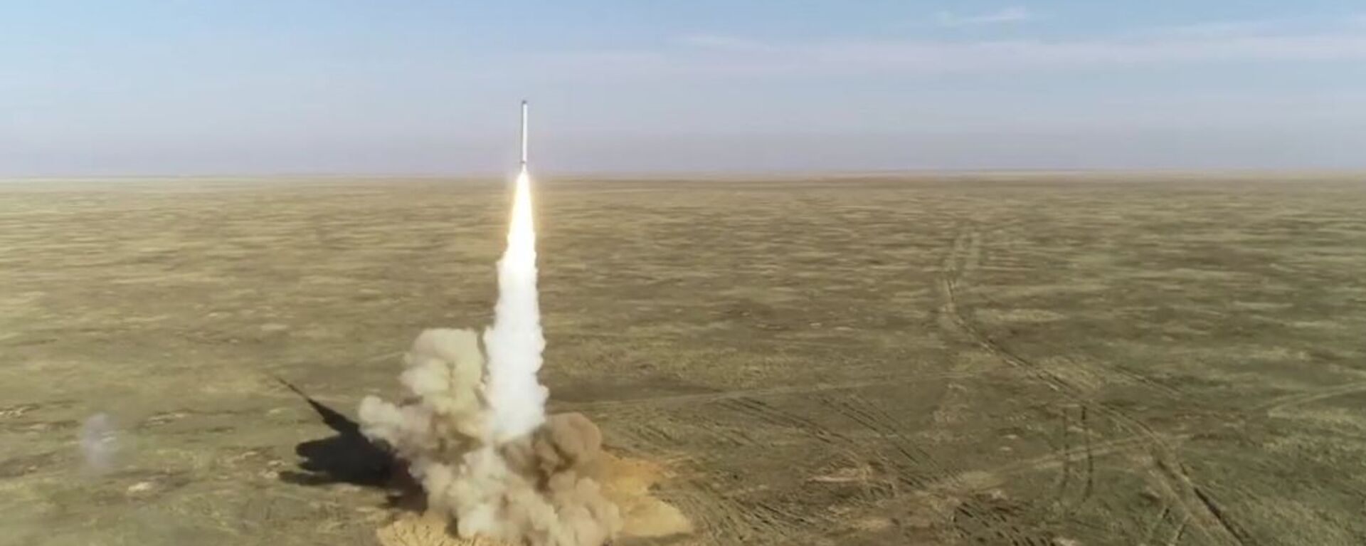 In this handout video grab released by the Russian Defence Ministry, Iskander mobile tactical ballistic missile system fires a cruise missile during the Grom (Thunder) 2019 strategic exercises, in Russia. Editorial use only, no archive, no commercial use - Sputnik International, 1920, 20.05.2024