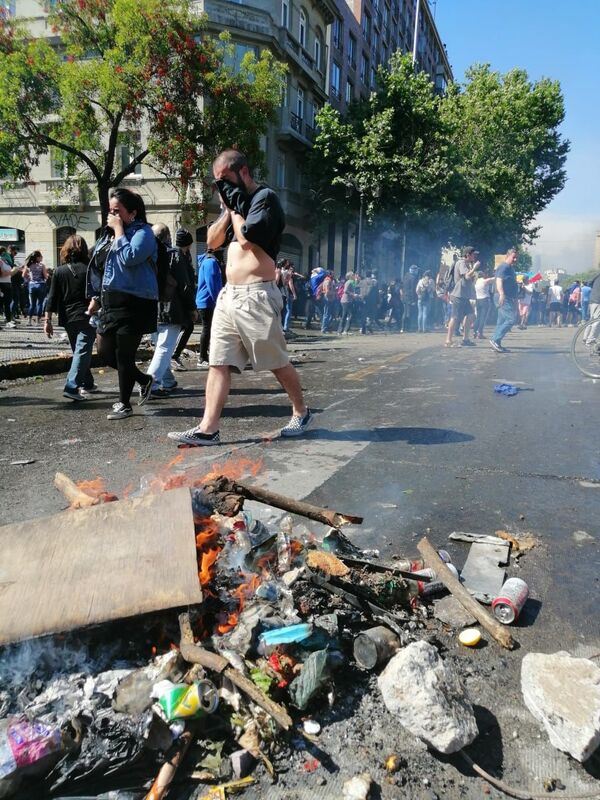Chileans Take to Streets in Protests Against Government and President Pinera - Photos - Sputnik International