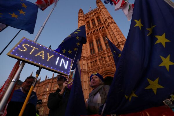 EU ‘Very Unlikely' to Decide on Brexit Delay Before Tuesday as MPs Set to Vote on December Election  - Sputnik International