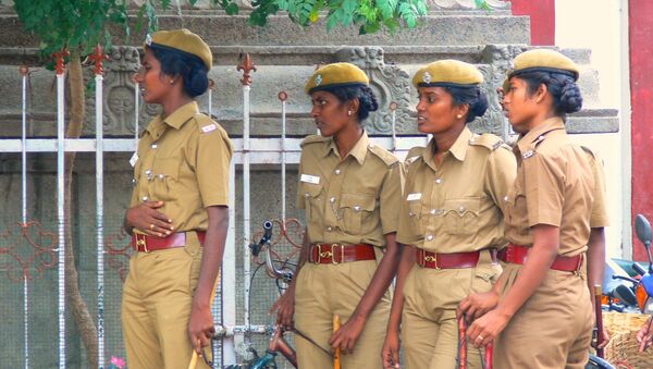 Indian police women - Sputnik International