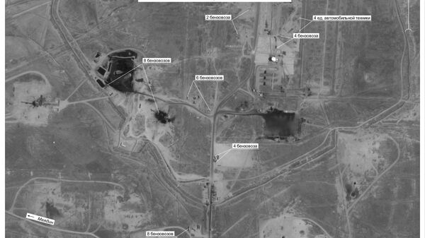 Russian military intelligence satellite snap showing oil transit vehicles gather near Al-Omar oil station in Deir ez-Zor Province, Syria, which US forces and their Syrian Democratic Forces allies have been occupying since 2017. - Sputnik International