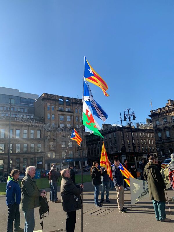 Scots March Through Glasgow in Solidarity With Jailed Catalan Independence Leaders - Photos - Sputnik International