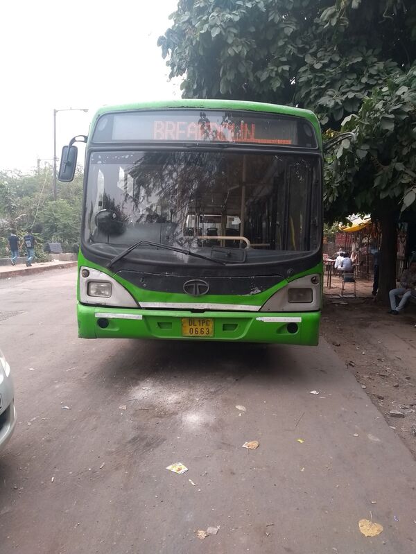 Free Tickets For Some, Poll Gimmick For Others: New Delhi Launches Free Bus Rides for Women Free Tickets For Some, Poll Gimmick For Others: New Delhi Launches Free Bus Rides for Women - Sputnik International