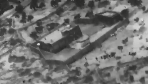 Image shows the moment that US special forces are seen approaching the compound where Daesh leader Abu Bakr al-Baghdadi was in hiding. - Sputnik International
