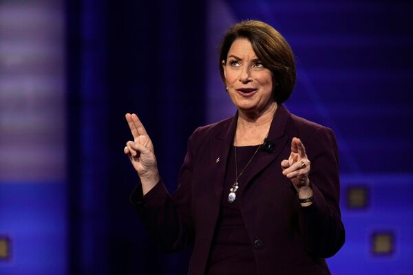 Dem. Hopeful Klobuchar Lashes Out at Mike Bloomberg Amid Reports Former NY Mayor May Enter 2020 Race Dem. Hopeful Klobuchar Lashes Out at Mike Bloomberg Amid Reports Former NY Mayor May Enter 2020 Race - Sputnik International