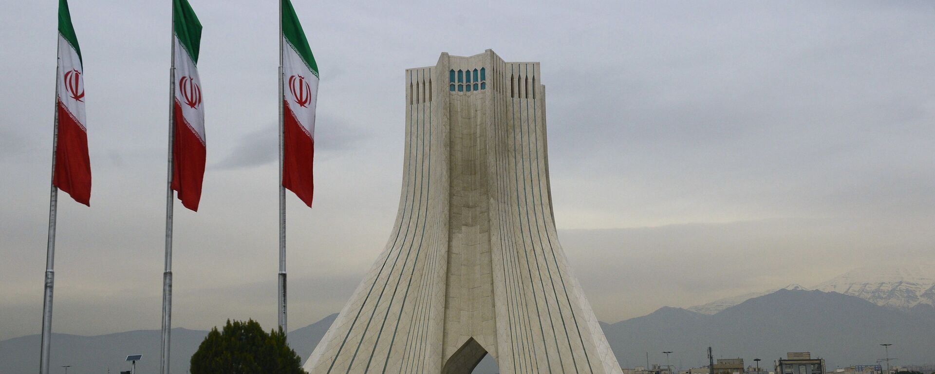 Azadi Tower on Tehran's Azadi Square. - Sputnik International, 1920, 31.05.2025