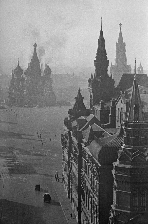 How the Kremlin Was Hidden From Nazi Bombs How the Kremlin Was Hidden From Nazi Bombs - Sputnik International