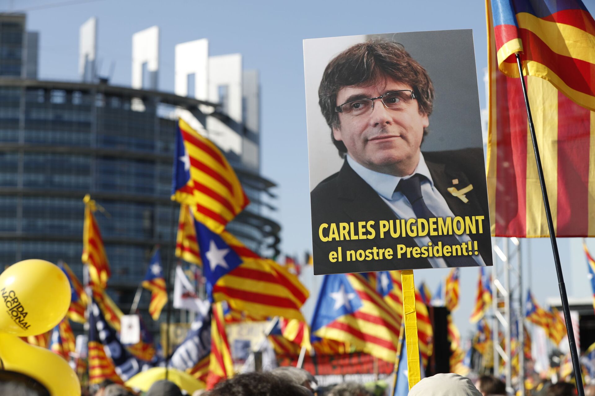 Catalan Nationalists to Be Given Controversial Pardons After Failed Bid for Independence in 2017 - Sputnik International, 1920, 21.06.2021
