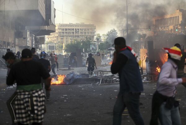 Iraqi Military Denies Claim That Army Deployed Firearms to Disperse Protesters - Sputnik International