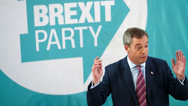 Brexit Party leader Nigel Farage speaks during a general election campaign event in Hartlepool, Britain, November 11, 2019 - Sputnik International