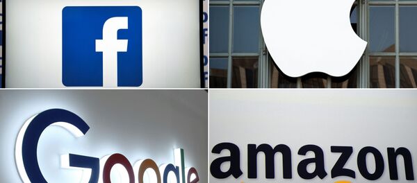 (COMBO) This combination of pictures created on July 10, 2019 shows a Facebook logo on July 4, 2019 in Nantes, an Apple logo in San Francisco on September 7, 2016, a Google logo in China's Chongqing on August 23, 2018, and an Amazon logo in New York on September 28, 2011 (COMBO) This combination of pictures created on July 10, 2019 shows a Facebook logo on July 4, 2019 in Nantes, an Apple logo in San Francisco on September 7, 2016, a Google logo in China's Chongqing on August 23, 2018, and an Amazon logo in New York on September 28, 2011 - Sputnik International