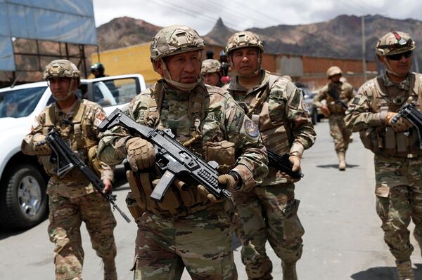 Bolivia: How Anez Nullified 13 Years of Morales Govt's Achievements in One Week Bolivia: How Anez Nullified 13 Years of Morales Govt's Achievements in One Week - Sputnik International