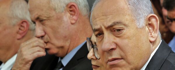 Israeli Prime Minister Benjamin Netanyahu (R), Israeli president of the Supreme Court Esther Hayut (C) and Benny Gantz (L), leader of Blue and White party, attend a memorial ceremony for late Israeli president Shimon Peres, at Mount Herzl in Jerusalem on September 19, 2019 Israeli Prime Minister Benjamin Netanyahu (R), Israeli president of the Supreme Court Esther Hayut (C) and Benny Gantz (L), leader of Blue and White party, attend a memorial ceremony for late Israeli president Shimon Peres, at Mount Herzl in Jerusalem on September 19, 2019 - Sputnik International
