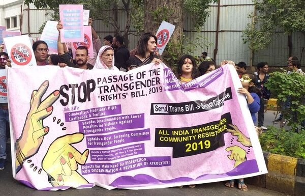 Thousands of LGBT Members Take to Streets in Delhi to Protest Law for Indian Transgender Community Thousands of LGBT Members Take to Streets in Delhi to Protest Law for Indian Transgender Community - Sputnik International