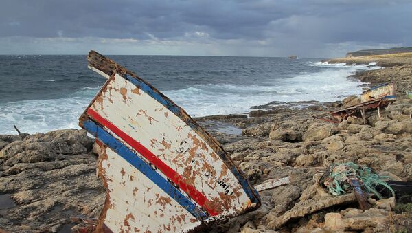 Wreckage of Migrant Boat on Lampedusa Island  - Sputnik International