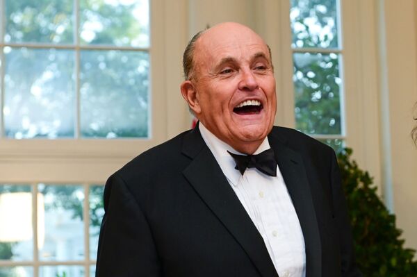 Giuliani Offered to Search for Ukraine's Stolen Assets for $200,000 – Reports Giuliani Offered to Search for Ukraine's Stolen Assets for $200,000 – Reports - Sputnik International