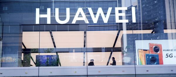 Huawei's first global flagship store is pictured in Shenzhen, in China's Guangdong province on 30 October 2019 - Sputnik International