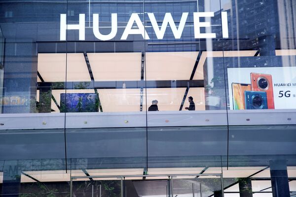 US House Passes Bill Preventing Easy End to Country's Crackdown Campaign on Huawei - Sputnik International