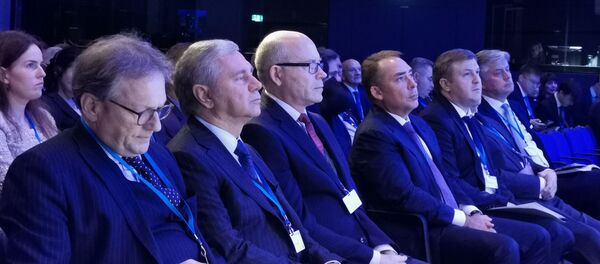 Russian Trade Representative to the UK, Dr Boris Abramov, is pictured next to high-ranking officials at the Russian-British Business Forum in London on 27 November 2019 Russian Trade Representative to the UK, Dr Boris Abramov, is pictured next to high-ranking officials at the Russian-British Business Forum in London on 27 November 2019 - Sputnik International