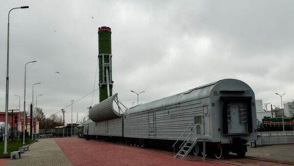 RT-23 Molodets (NATO reporting name SS-24 Scalpel) combat railway missile complex - Sputnik International