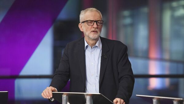 Britain's main opposition Labour Party leader Jeremy Corbyn practicing in the studio before the start of the Channel 4 News' General Election debate in central London, Thursday Nov. 28, 2019 - Sputnik International
