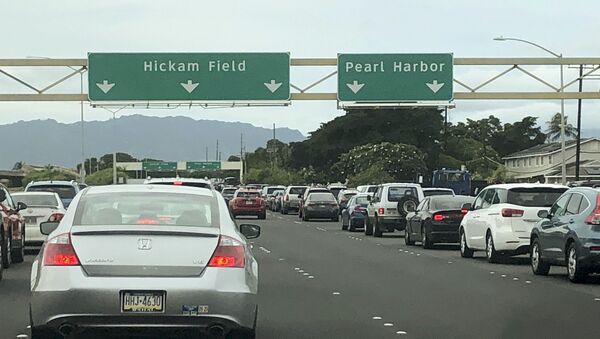 Traffic backs up at the main gates after a shooting at Pearl Harbor Naval shipyard, Wednesday, 4 December 2019, near Pearl Harbor in Honolulu.  - Sputnik International