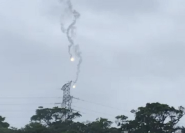 Photos: Illumination Flares Suspended After US Marine Devices Land on Okinawa Farmland Photos: Illumination Flares Suspended After US Marine Devices Land on Okinawa Farmland - Sputnik International