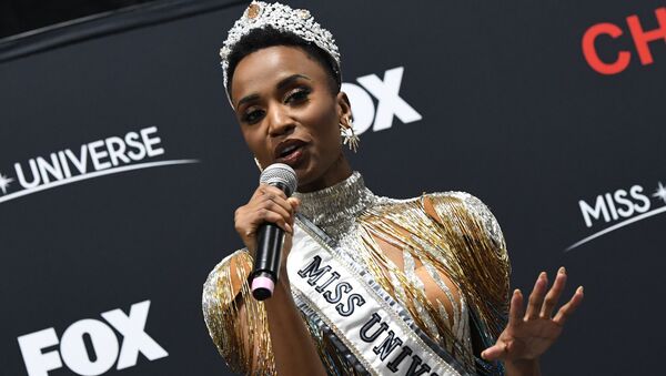 Newly crowned Miss Universe 2019 South Africa's Zozibini Tunzi attends a press conference after the 2019 Miss Universe pageant at the Tyler Perry Studios in Atlanta, Georgia on December 8, 2019 - Sputnik International