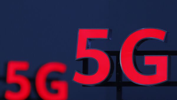 Illuminated 5G logos during the 10th Global mobile broadband forum in Zurich - Sputnik International
