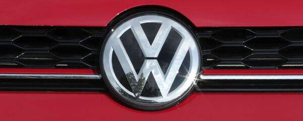 The Volkswagen logo at the Quirk dealership in Manchester - Sputnik International