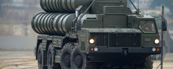An S-400 air defense system during the joint Victory Parade drills of the combined parade unit, mechanized column and lineup of aircraft An S-400 air defense system during the joint Victory Parade drills of the combined parade unit, mechanized column and lineup of aircraft - Sputnik International