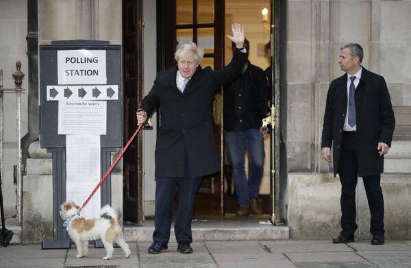 Certain Red Lines 'Not Worth Crossing' for Sake of Achieving Brexit Deal – Journalist Certain Red Lines 'Not Worth Crossing' for Sake of Achieving Brexit Deal – Journalist - Sputnik International
