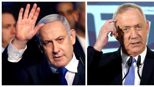 A combination picture shows Israeli Prime Minister Benjamin Netanyahu in Tel Aviv, Israel November 17, 2019, and the leader of Blue and White party, Benny Gantz, in Tel Aviv, Israel November 20, 2019 - Sputnik International