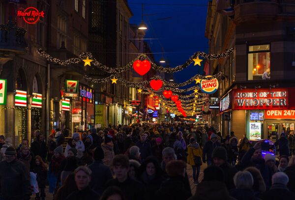 A Copenhagen street decorated for Christmas festivities - Sputnik International