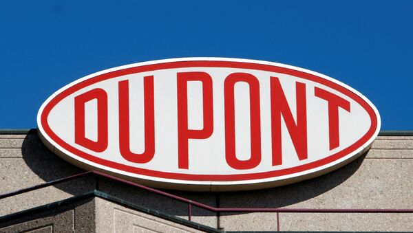 A DuPont logo on the EMEA (Europe, Middle East & Africa) and Du Pont de Nemours International SA building in Grand-Saconnex near Geneva - Sputnik International