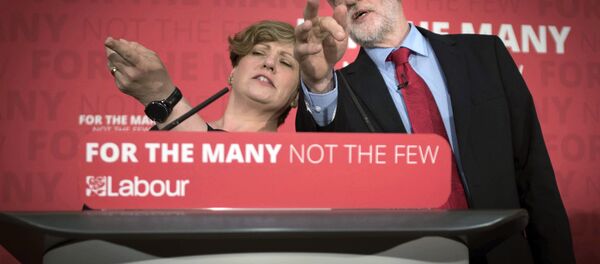 Labour leader Jeremy Corbyn, right and Shadow Foreign Secretary Emily Thornberry answer questions from the media - Sputnik International