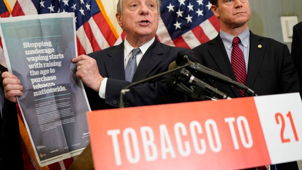 Sen. Dick Durbin (D-IL) speaks at a news conference about the Tobacco to 21 Act - Sputnik International