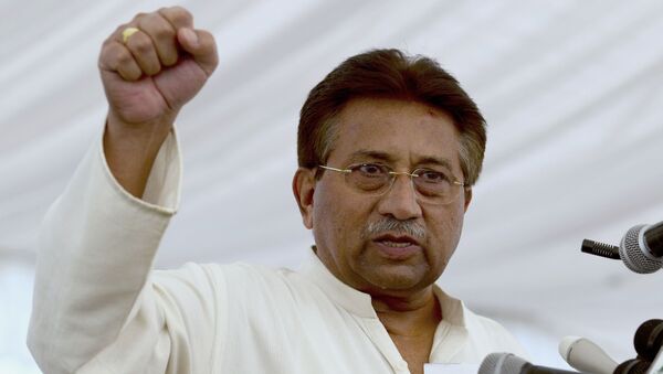 FILE - In this Monday, April 15, 2013 file photo, Pakistan's former President and military ruler Pervez Musharraf addresses his party supporters at his house in Islamabad, Pakistan - Sputnik International