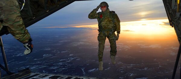 Paratrooper - Sputnik International