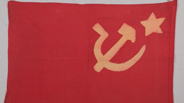 Edith Parker Homemade Flag from the exposition of the Museum of Modern History of Russia - Sputnik International