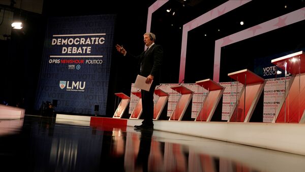 The stage is seen before the start of the 6th Democratic Presidential Debate at Loyola Marymount University in Los Angeles, California, 19 December 2019. - Sputnik International
