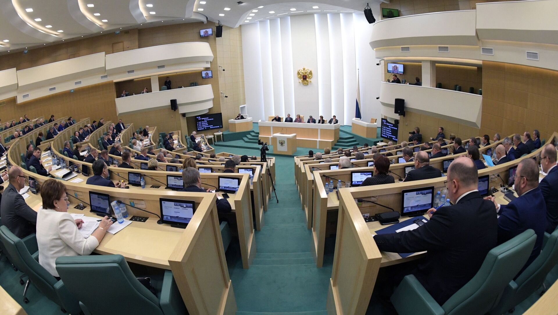 Meeting of the Federation Council of the Russian Federation concluding the autumn session - Sputnik International, 1920, 02.03.2021
